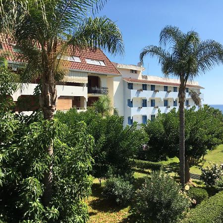 Baia Degli Dei - Living La Nike Apartment จีอาร์ดีนี นักซอส ภายนอก รูปภาพ
